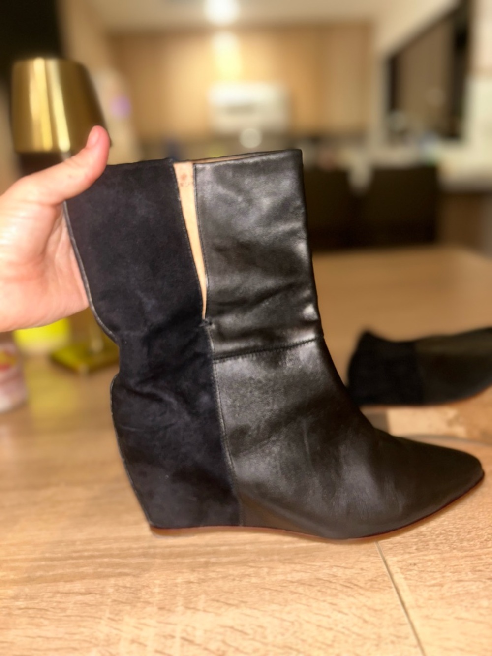 MD Black Two-Tone Leather and Suede thin hidden Wedge Ankle Boots 8.5 / 39